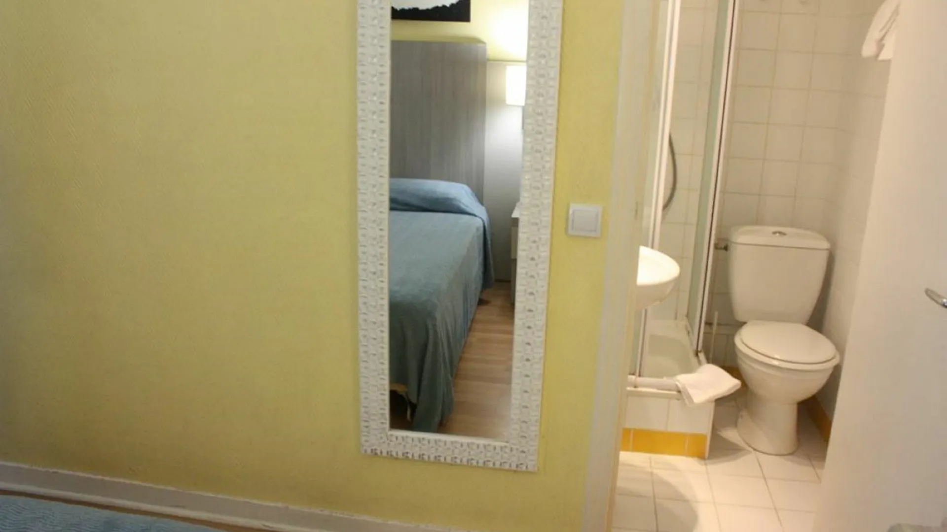 Hotel Excelsior 2*