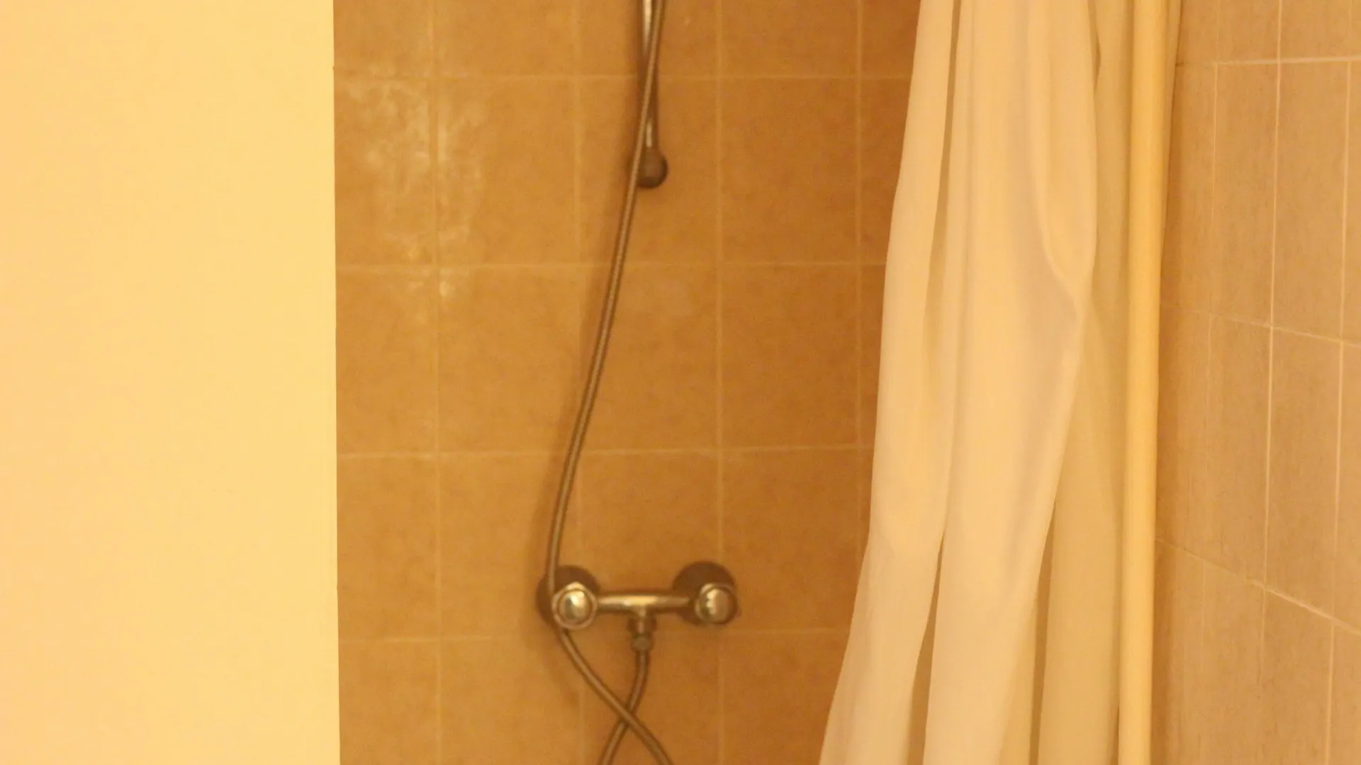 Excelsior Hotel 2*