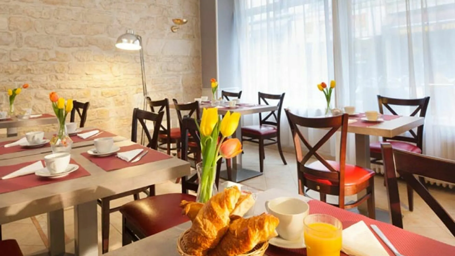 Hotel Excelsior 2*