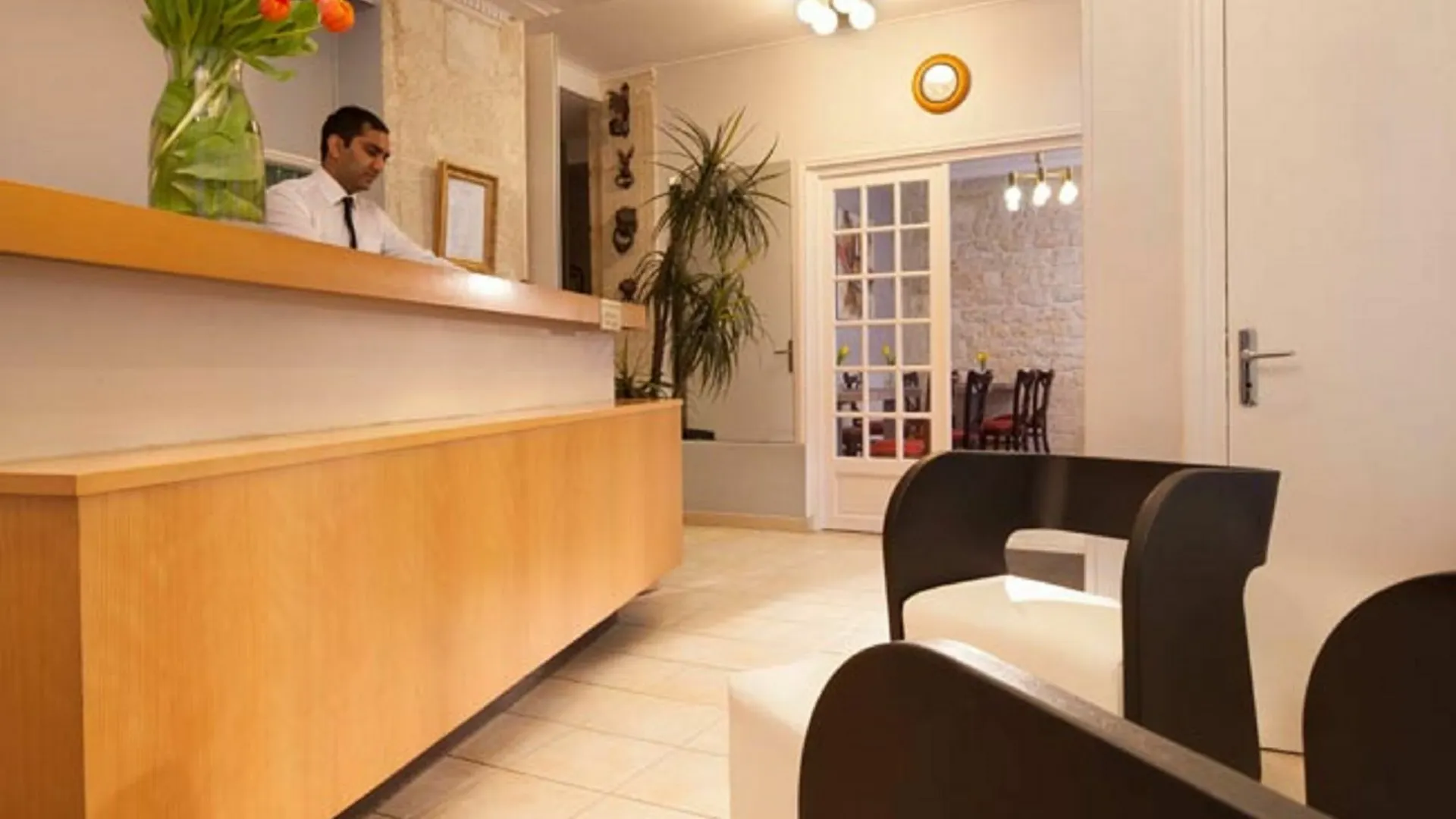 Excelsior Hotel 2*