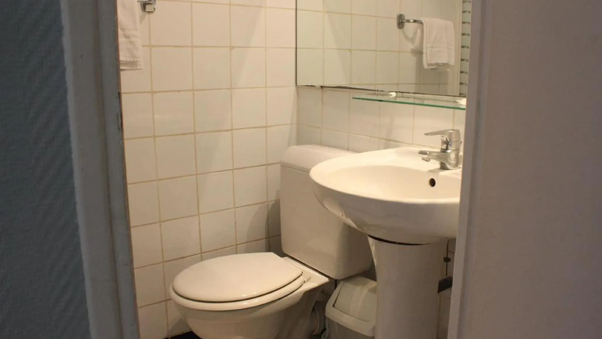 Excelsior 2* Париж